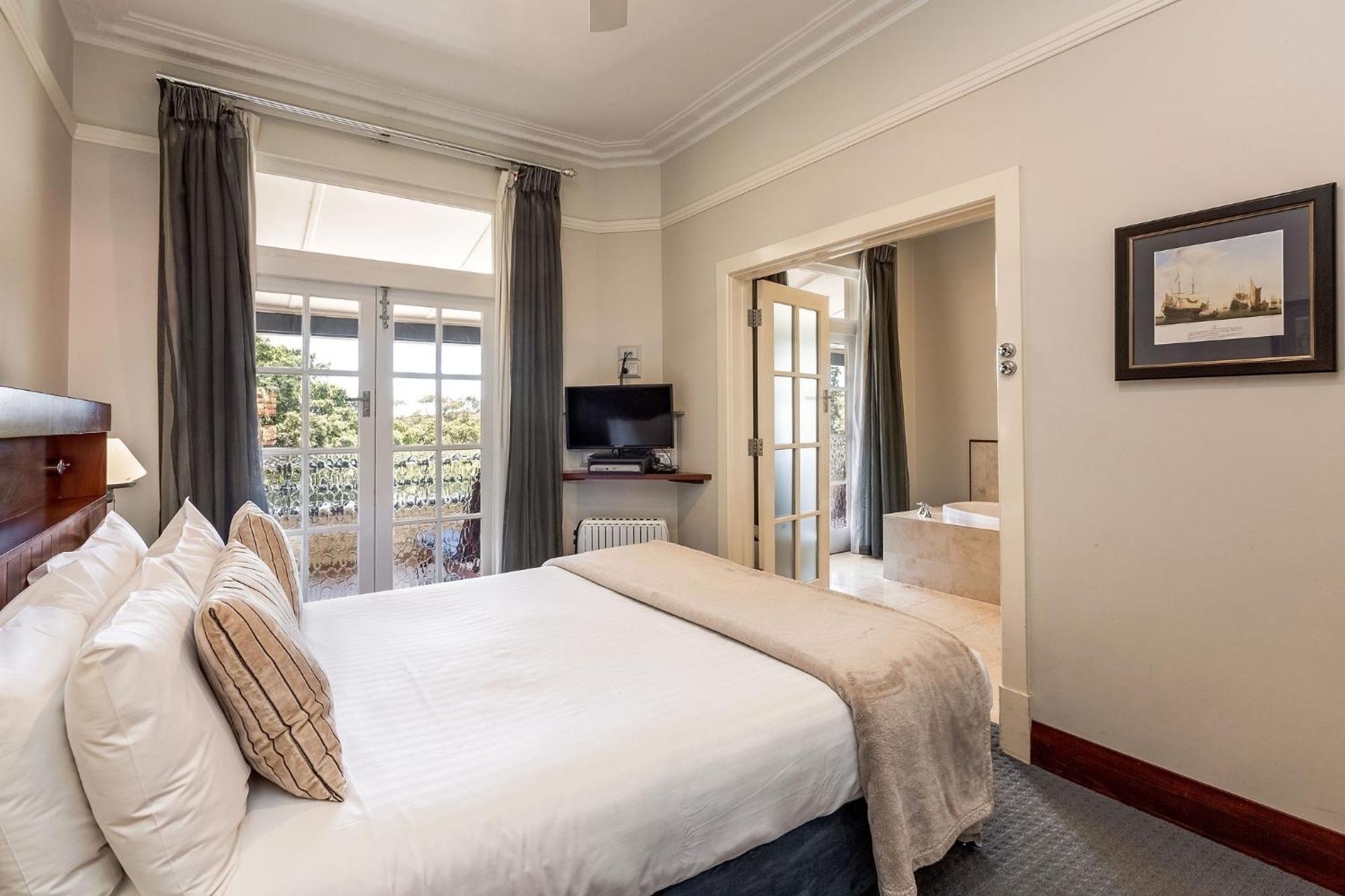 Caves House Hotel & Apartments Yallingup Exterior photo