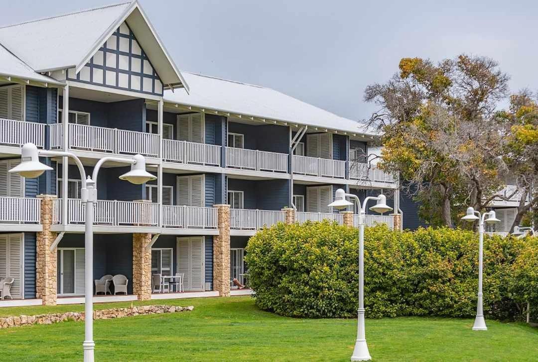 Caves House Hotel & Apartments Yallingup Exterior photo