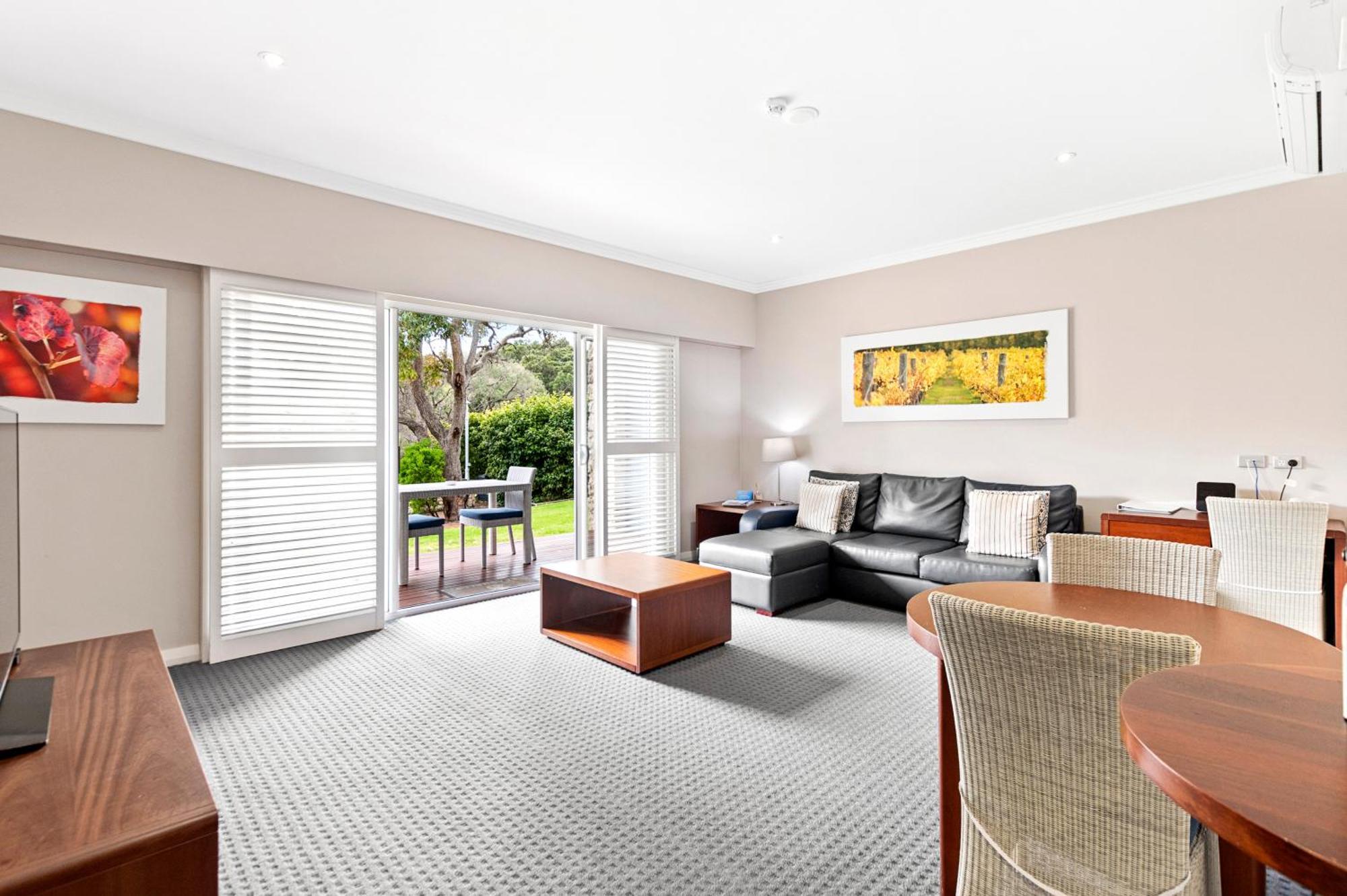 Caves House Hotel & Apartments Yallingup Exterior photo
